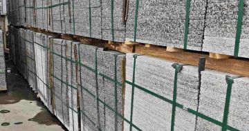 辽源芙蓉白地铺石，石材地铺石