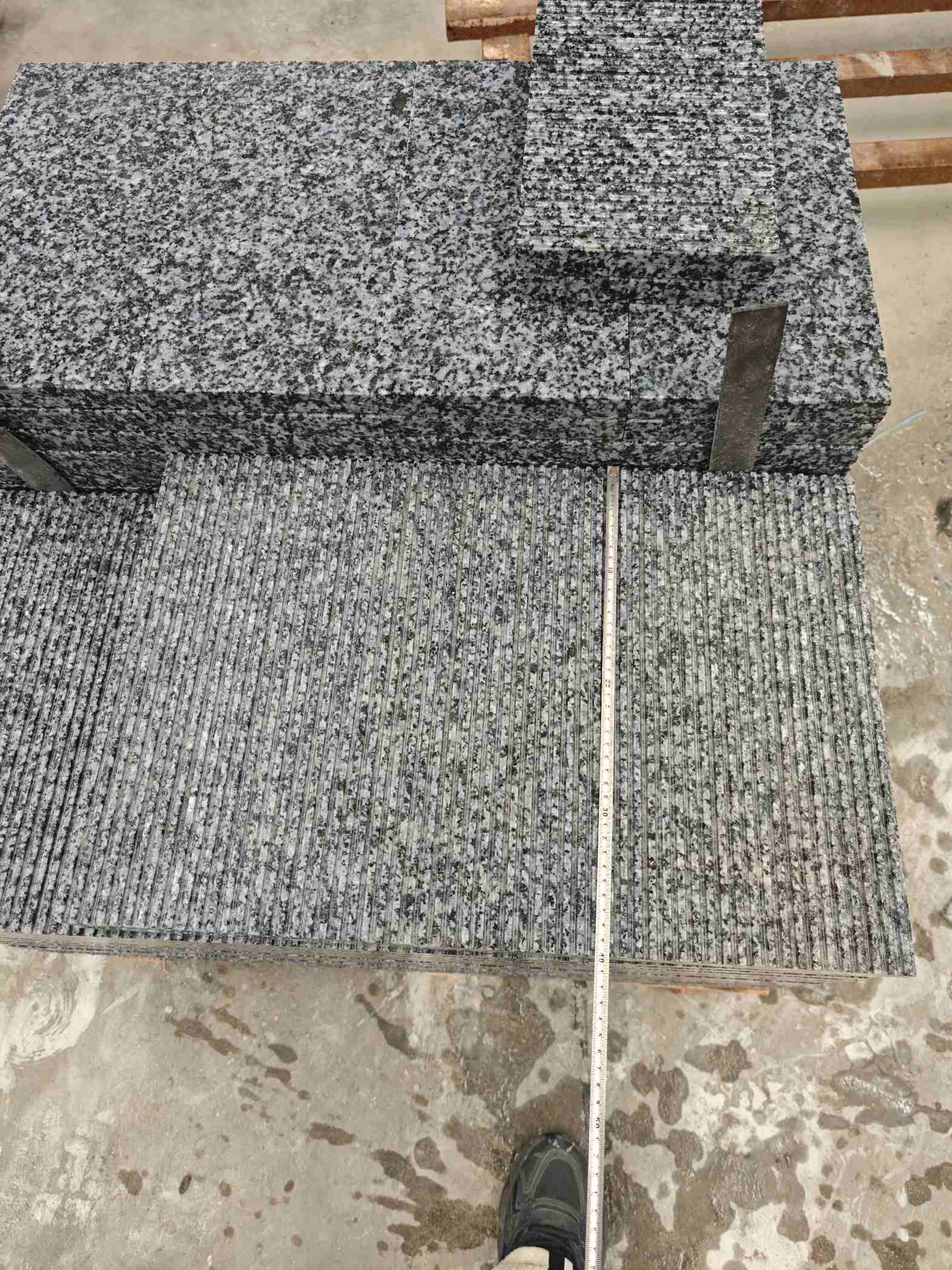 辽源芝麻黑拉丝面