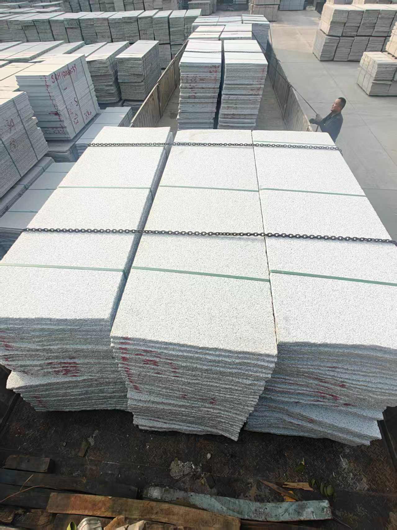 辽源芝麻白毛板，石材毛板